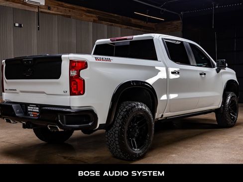 Used 2024 Chevrolet Silverado 1500 LT Trail Boss w/ LT Trail Boss Premium Package AWD/4WD image 9