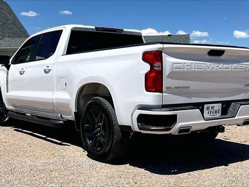 Used 2024 Chevrolet Silverado 1500 RST w/ Z71 Off-Road Package AWD/4WD image 4