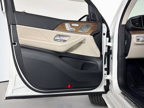 Certified 2022 Mercedes-Benz GLE 350 w/ AMG Line Exterior image 21