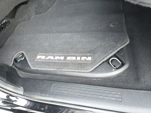 Used 2019 RAM 1500 Big Horn image 40