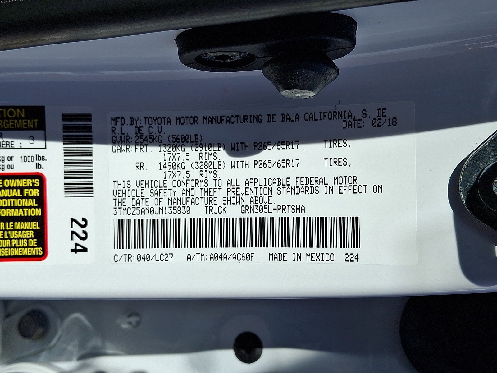 Used 2018 Toyota Tacoma TRD Sport AWD/4WD image 26