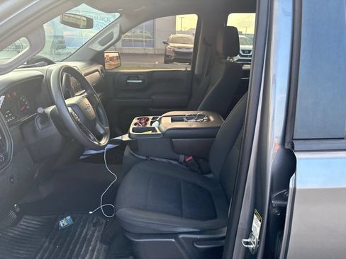 Used 2020 Chevrolet Silverado 1500 Custom Trail Boss w/ Custom Convenience Package AWD/4WD image 3