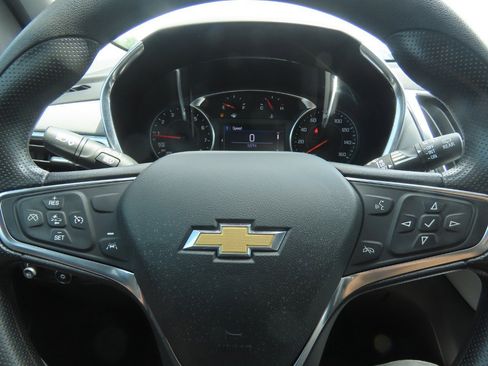 Used 2024 Chevrolet Equinox LS w/ LS Convenience Package FWD image 27