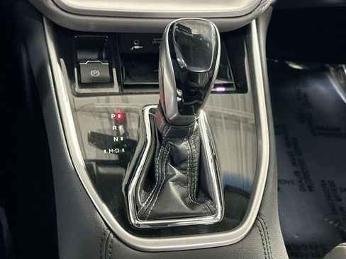 Used 2020 Subaru Outback Limited image 32