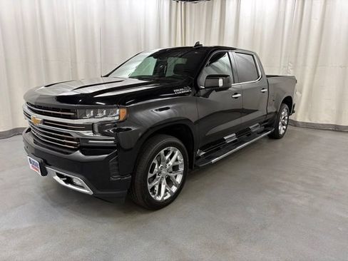 Used 2022 Chevrolet Silverado 1500 High Country AWD/4WD image 2
