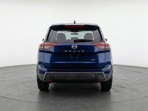 Used 2025 Nissan Rogue SV FWD image 7