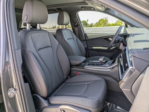 New 2025 Audi Q7 3.0T Premium Plus image 10