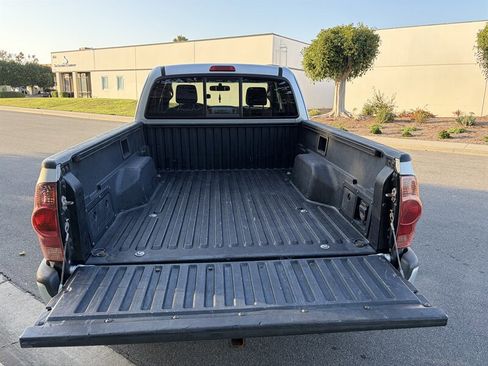 Used 2008 Toyota Tacoma PreRunner RWD image 6