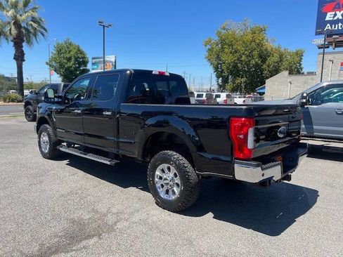 Used 2017 Ford F250 Lariat w/ Lariat Ultimate Package image 5