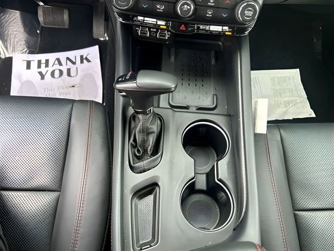 Used 2025 Dodge Durango GT image 13