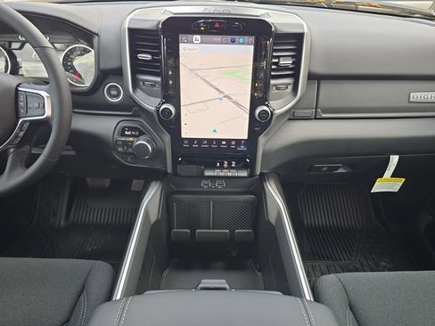 New 2026 RAM 1500 Big Horn AWD/4WD image 11