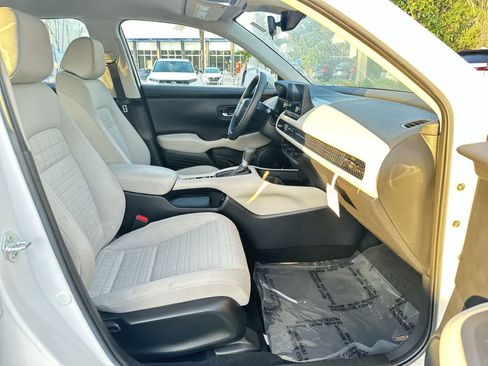 Used 2024 Honda HR-V LX image 17