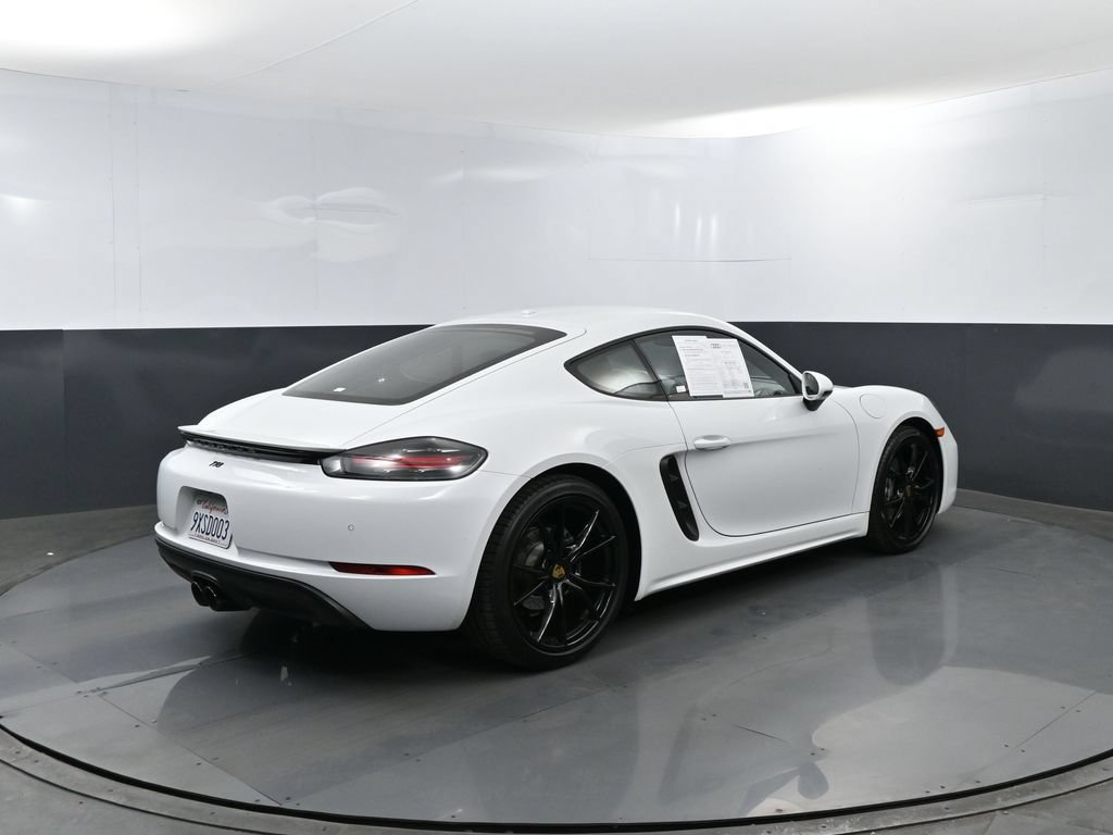 Used 2022 Porsche 718 Cayman w/ Premium Package RWD image 23