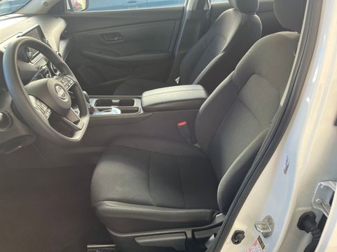 Used 2025 Nissan Sentra S image 24