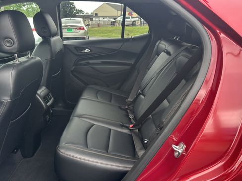 Used 2021 Chevrolet Equinox LT image 14