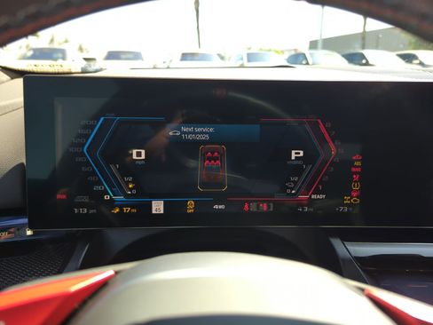 Used 2025 BMW M5 w/ Carbon Package image 21