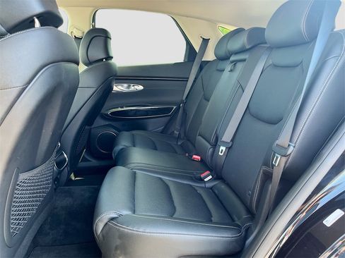 Used 2024 Genesis GV70 2.5T image 23