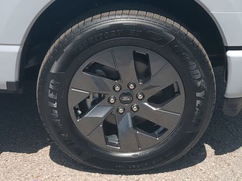 New 2025 Ford F150 Lightning Flash image 24