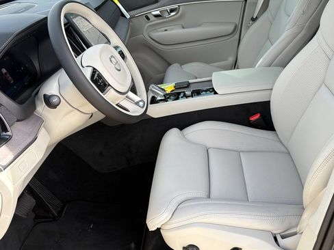 New 2026 Volvo XC90 B6 Ultra w/ Protection Package Premier AWD/4WD image 19