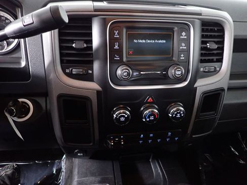 Used 2017 RAM 2500 Tradesman w/ Chrome Appearance Group AWD/4WD image 34