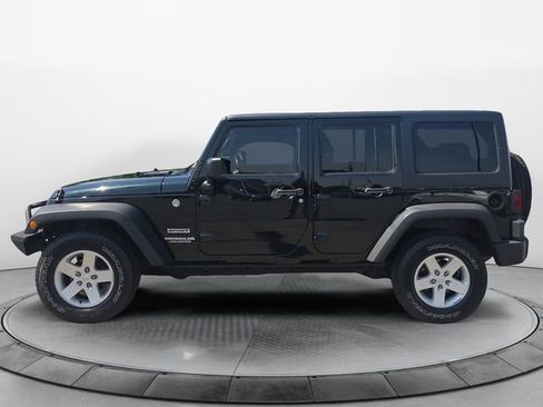 Used 2012 Jeep Wrangler Unlimited Sport AWD/4WD image 2