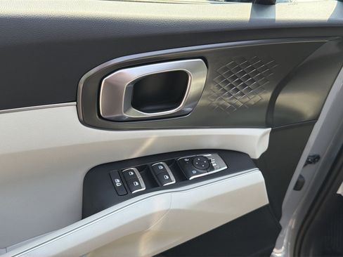 New 2026 Kia Sorento S FWD image 35