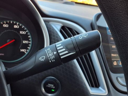 Used 2023 Chevrolet Malibu LT image 18