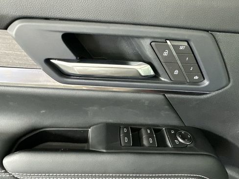 New 2026 GMC Terrain Denali w/ LPO, Floor Liner Package image 23