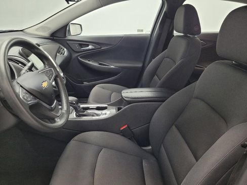 Used 2022 Chevrolet Malibu LT image 17