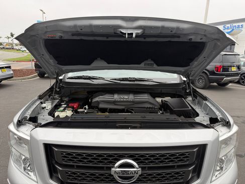 Used 2021 Nissan Titan SV w/ SV Convenience Package image 20