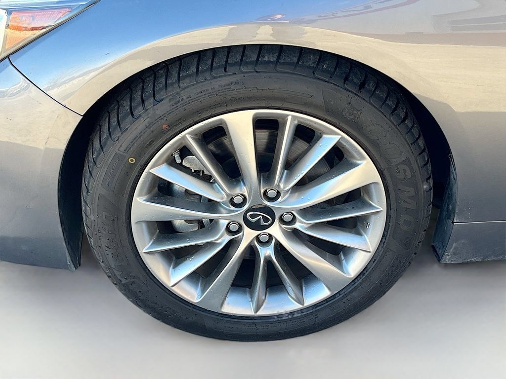 Used 2023 INFINITI Q50 Luxe AWD/4WD image 31