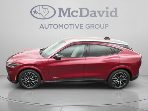 Used 2025 Ford Mustang Mach-E Premium RWD image 37
