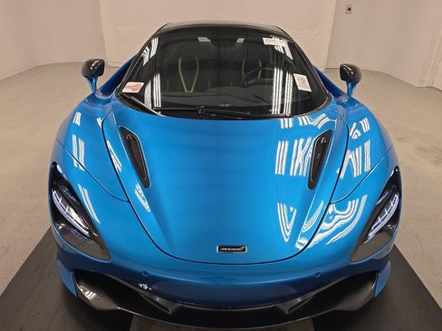 Used 2022 McLaren 720S Spider RWD image 3