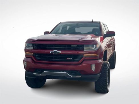 Used 2018 Chevrolet Silverado 1500 LT w/ All Star Edition image 4
