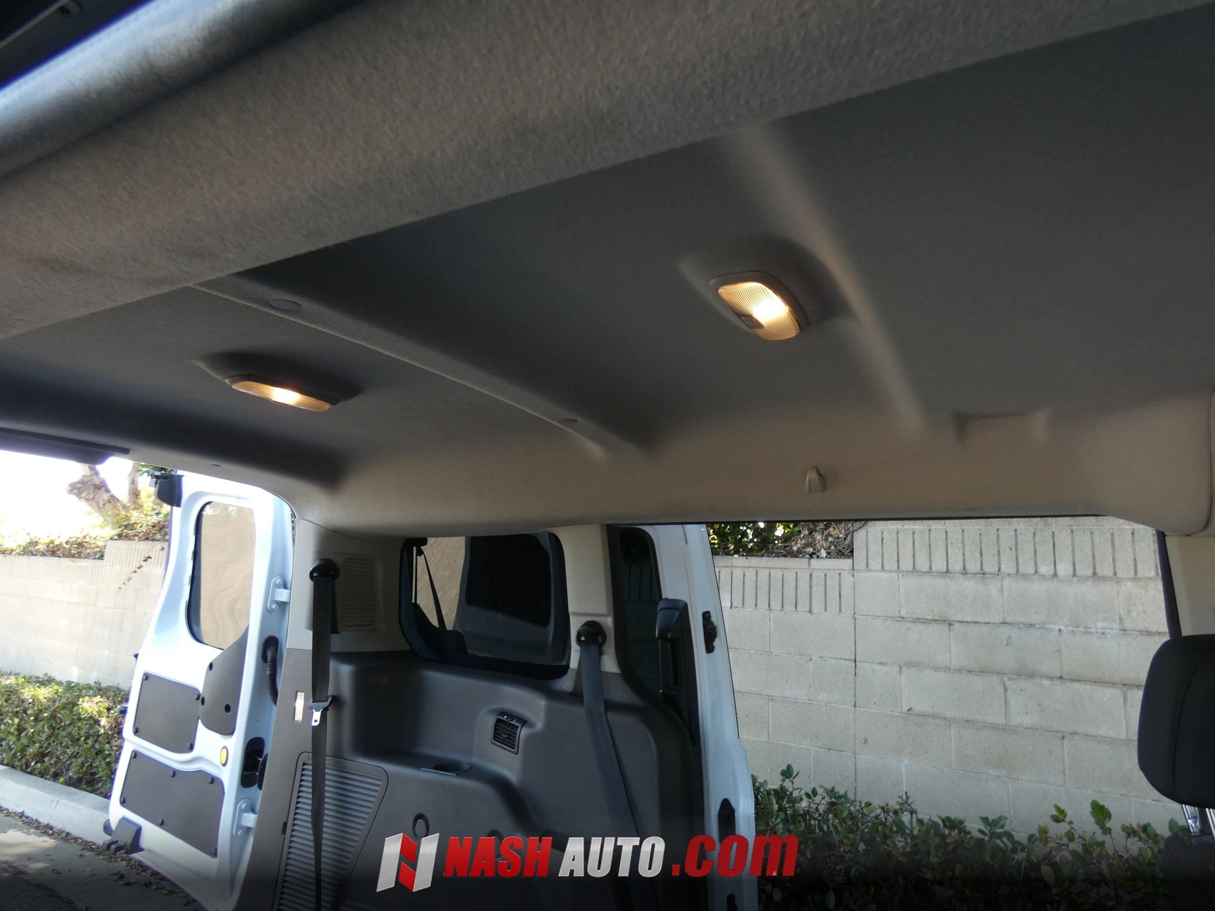 Used 2019 Ford Transit Connect XL FWD image 33