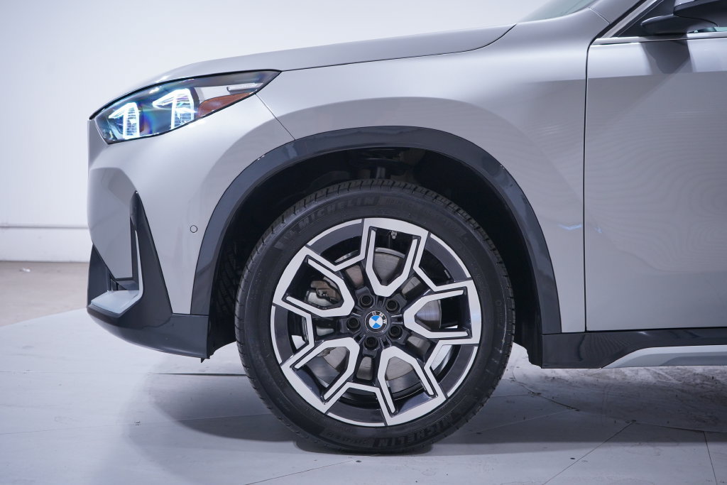 Used 2026 BMW X1 xDrive28i w/ Convenience Package AWD/4WD image 2