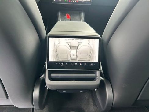 Used 2026 Tesla Model Y Long Range AWD/4WD image 14