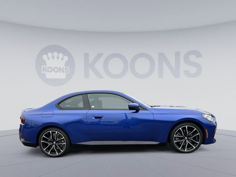 Used 2024 BMW 230i xDrive Coupe w/ Premium Package image 8