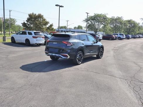 Used 2025 Kia Sportage SX AWD/4WD image 4