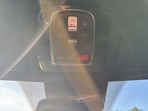 Used 2022 Hyundai Palisade Calligraphy image 29