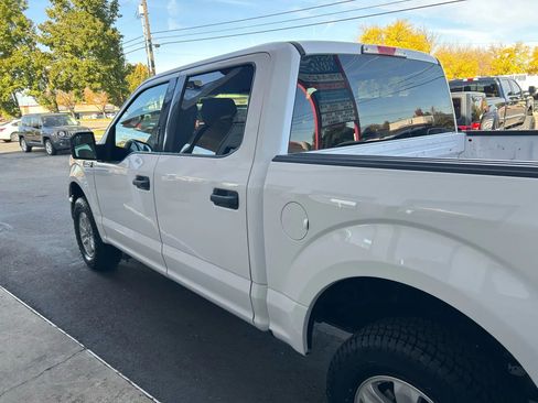 Used 2018 Ford F150 XLT w/ FX4 Off-Road Package image 31