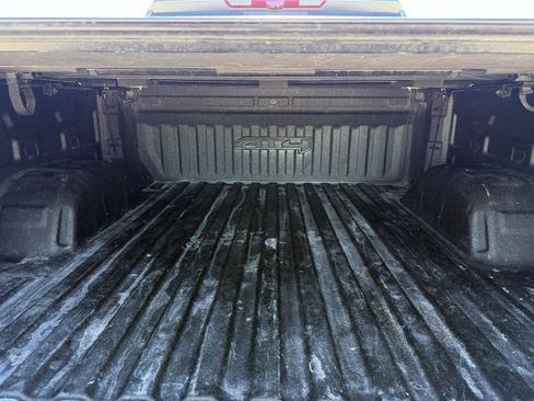 Used 2023 GMC Sierra 1500 AT4 w/ Technology Package image 31