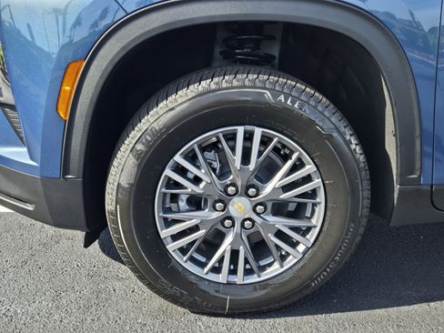 New 2026 Chevrolet Traverse LT image 4