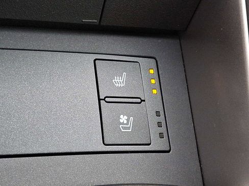 Used 2020 Lexus IS 300 F Sport w/ Blackline Edition image 24