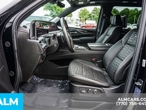 Used 2024 Cadillac Escalade ESV V AWD/4WD image 22