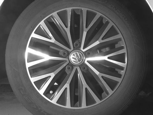 Used 2019 Volkswagen Jetta SEL FWD image 11