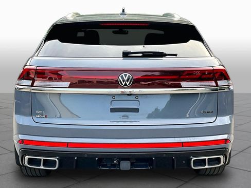 Used 2025 Volkswagen Atlas Cross Sport SEL Premium R-Line AWD/4WD image 5
