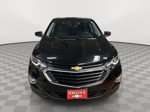 Used 2020 Chevrolet Equinox LT w/ Driver Convenience Package AWD/4WD image 2