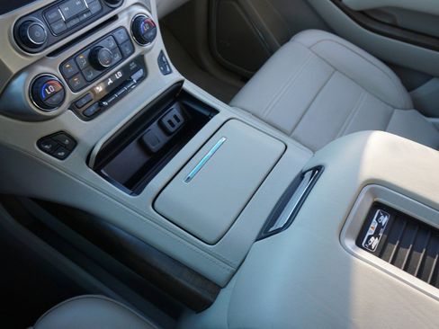 Used 2018 GMC Yukon Denali image 21