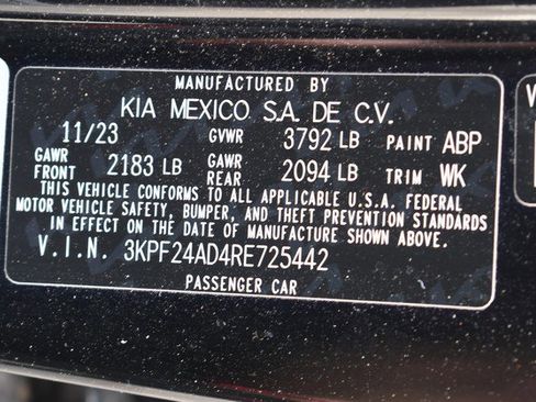 Used 2024 Kia Forte LXS image 33